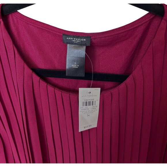 Ann Taylor Burgundy Pleated Tank Top Size Small New WIth Tags - Picture 9 of 10